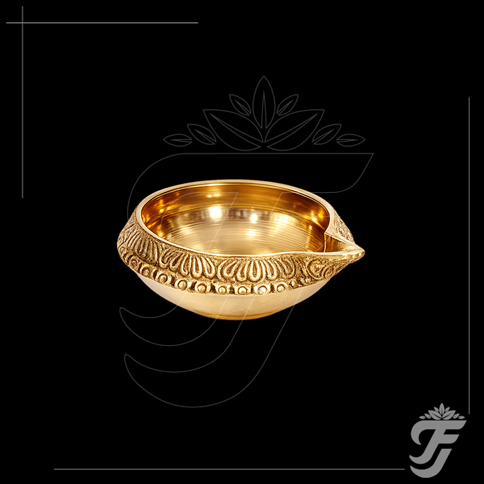 BRASS KUBER LAMP WITHOUT STAND-4 INCH